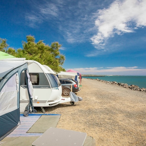 Camping Californie Plage - Hébergements - Emplacement vue mer - Emplacement en bord de mer