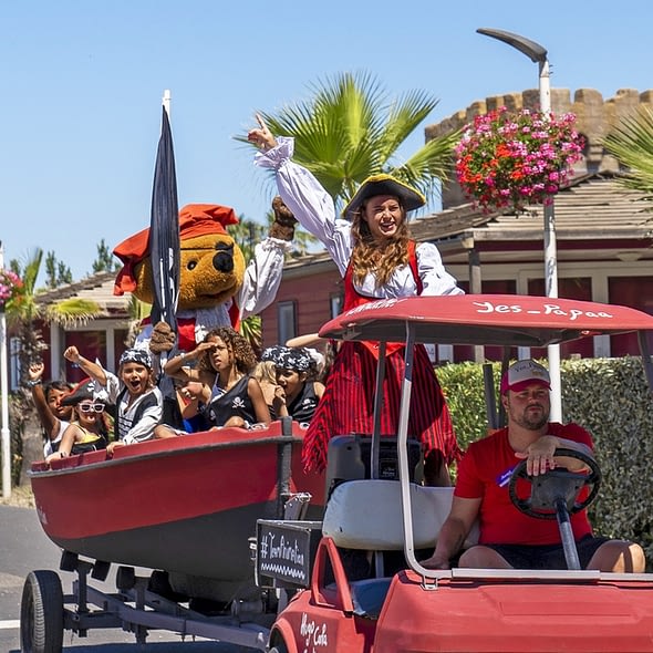 Camping Californie Plage - Journée pirates au club enfants