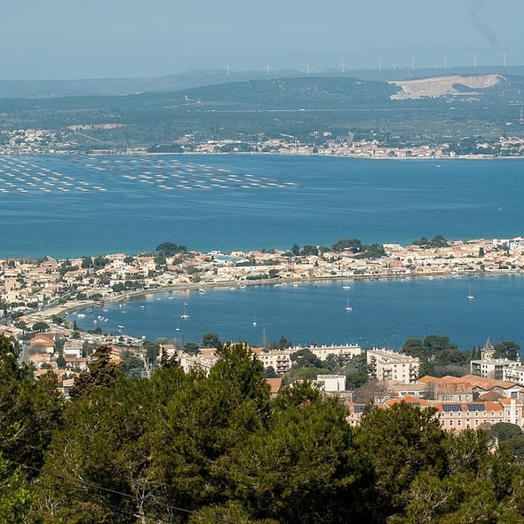 Camping Californie Plage - La région - Vue de la ville de sète