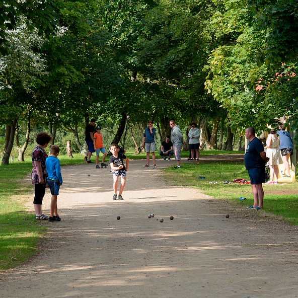 Domaine de Mesqueau, pétanque activity 2