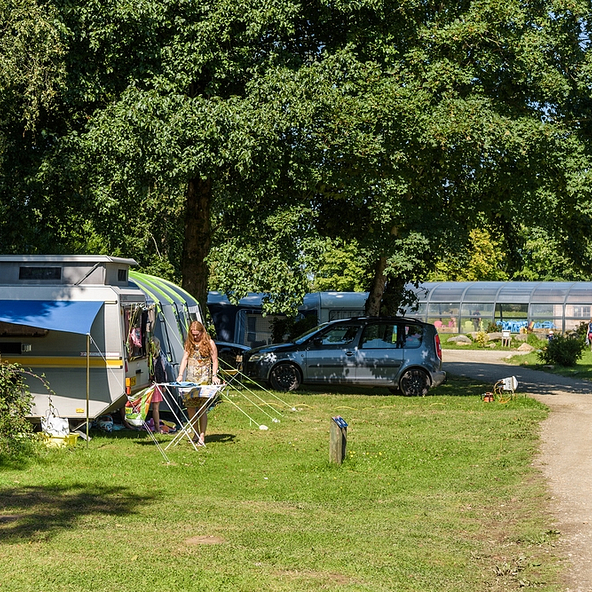 Shaded pitches on the Domaine de Mesqueau