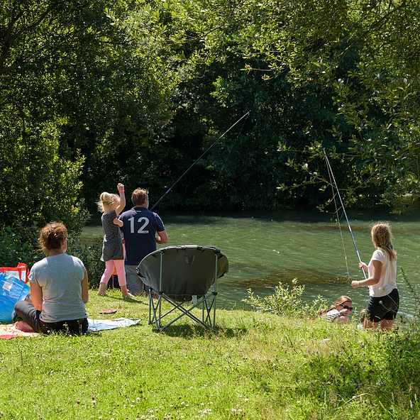 Fishing on the lake near the Domaine de Mesqueau