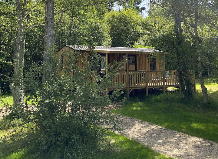 Lodge Ô COZY \"844\" au Domaine de Mesqueau